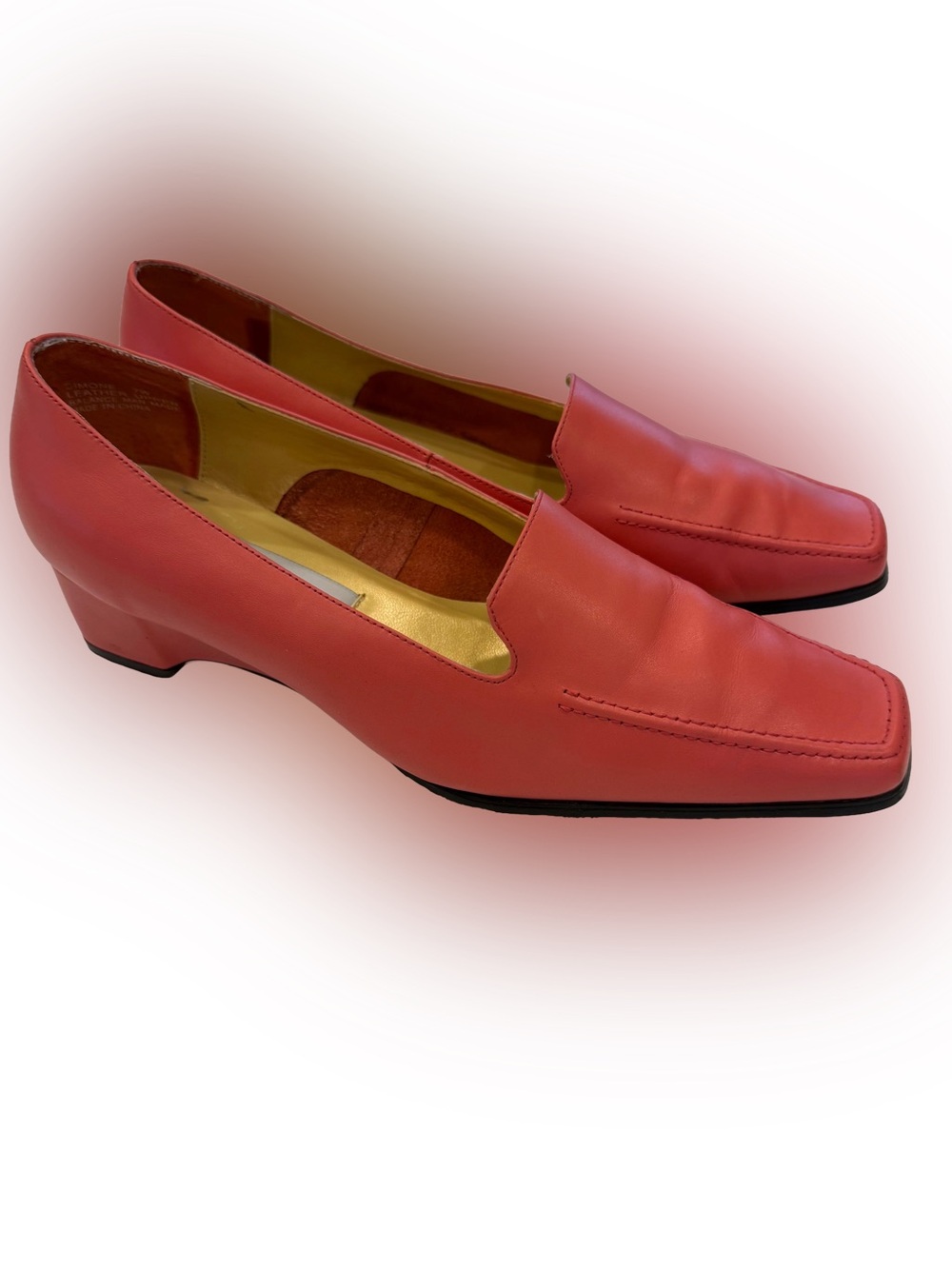 Bellini Simone VTG Loafers Women Coral Leather Low Wedge Heel EUC